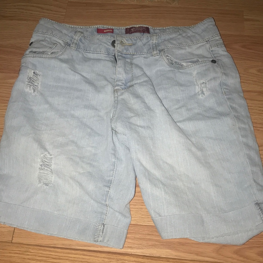 arizona light ripped mid thigh denim shorts